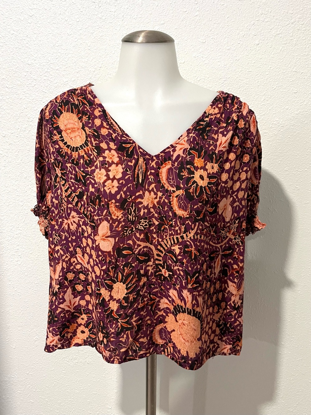 Rachel Zoe Purple Orange Crop Floral Top Size Medium